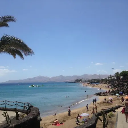 Casa Terrero- A Charming 3 Bedroom - Walking Distance To Restaurants And The Beach Villa *